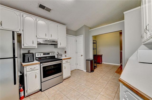 64 Poseidon Way, Lawrenceville, GA 30045