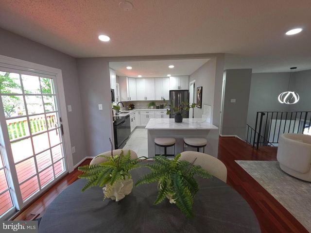 4504 LANTERN PL, Alexandria, VA 22306