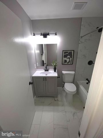 4504 LANTERN PL, Alexandria, VA 22306