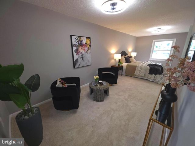 4504 LANTERN PL, Alexandria, VA 22306