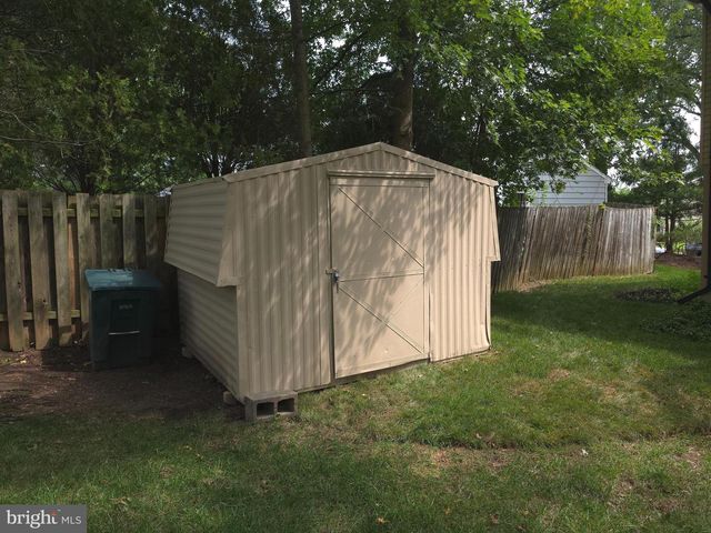 4504 LANTERN PL, Alexandria, VA 22306