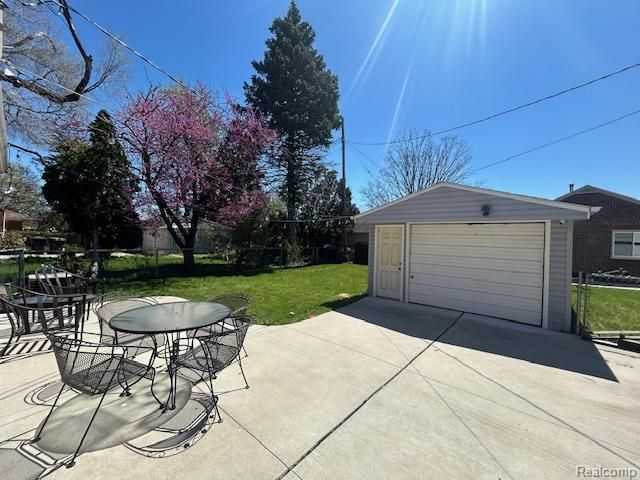 2331 Emeline Street, Trenton, MI 48183