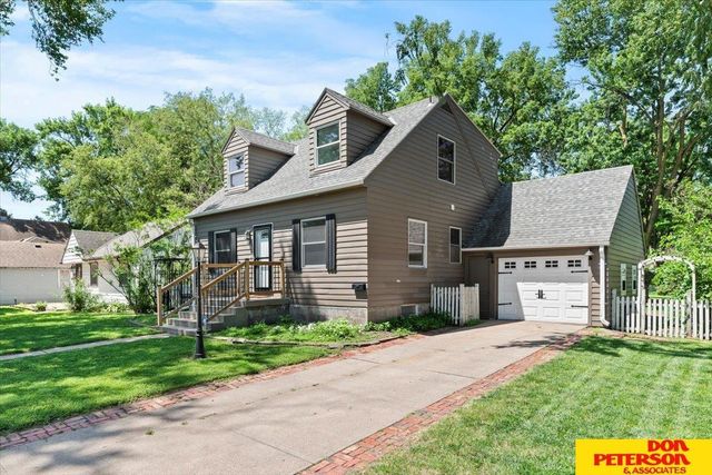 1243 N Pebble Street, Fremont, NE 68025