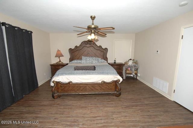 1302 Velma Street, Hattiesburg, MS 39402