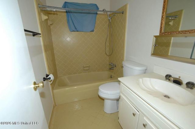1302 Velma Street, Hattiesburg, MS 39402