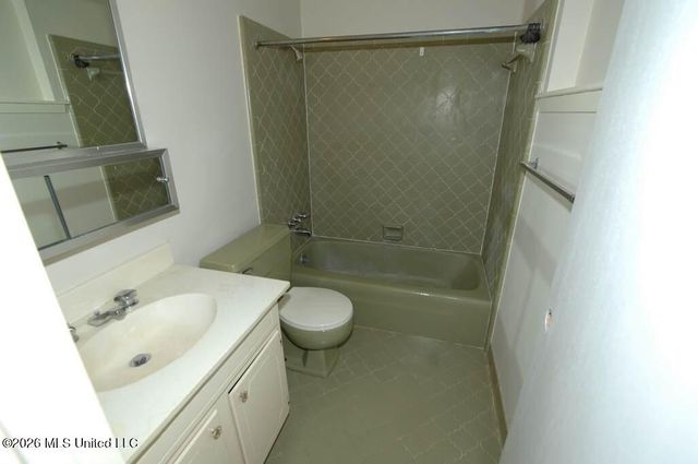 1302 Velma Street, Hattiesburg, MS 39402