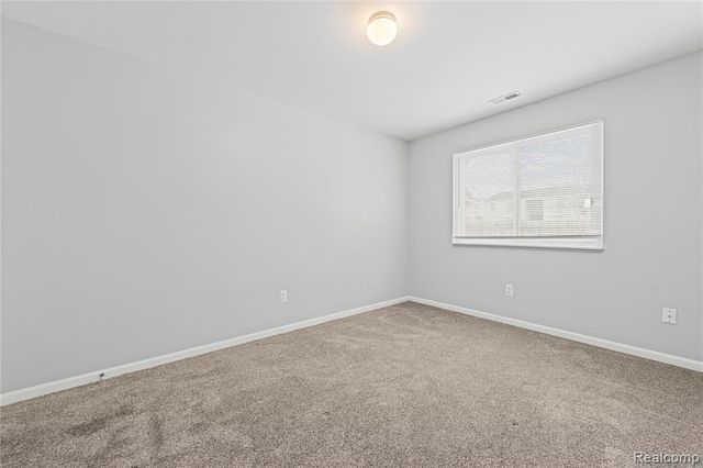 30755 Hidden Pines Lane 25, Roseville, MI 48066