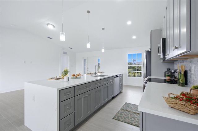 1219 NW 9TH PLACE, Cape Coral, FL 33993