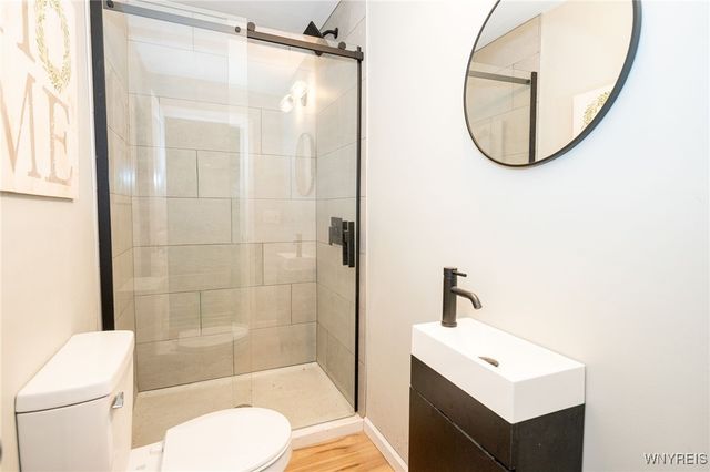 1 Forest Avenue, Evans, NY 14006