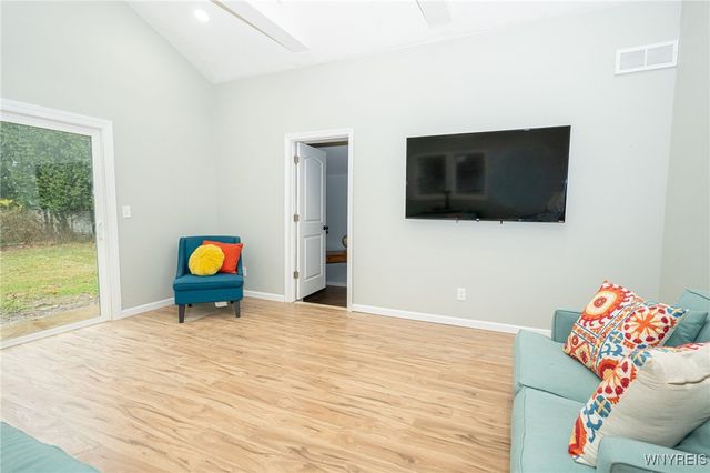 1 Forest Avenue, Evans, NY 14006