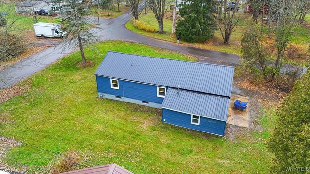 1 Forest Avenue, Evans, NY 14006