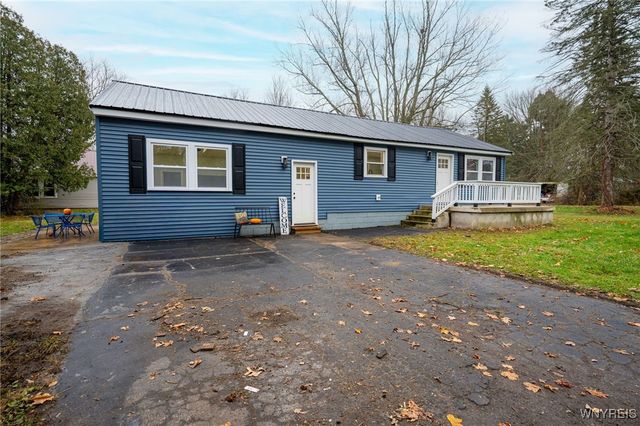 1 Forest Avenue, Evans, NY 14006