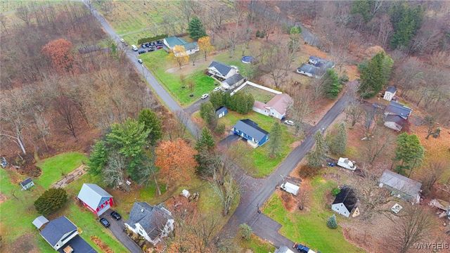 1 Forest Avenue, Evans, NY 14006