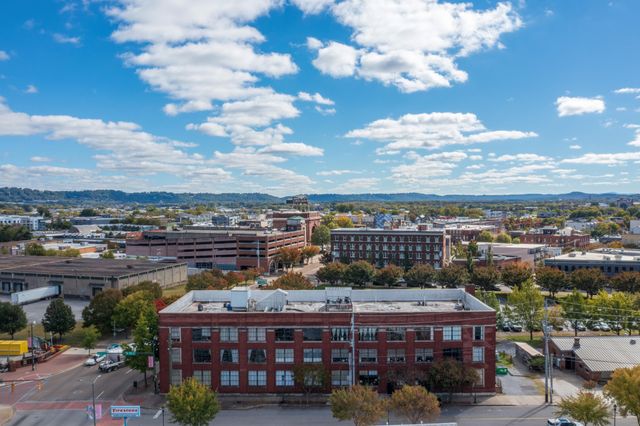 1301 Market St Apt 301, Chattanooga, TN 37402