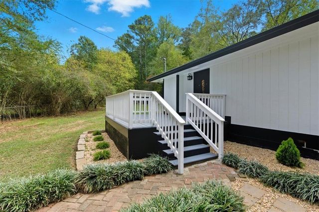 97 GADDIS NW Road, Cartersville, GA 30120