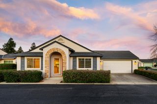 682 Village Dr, Galt, CA 95632