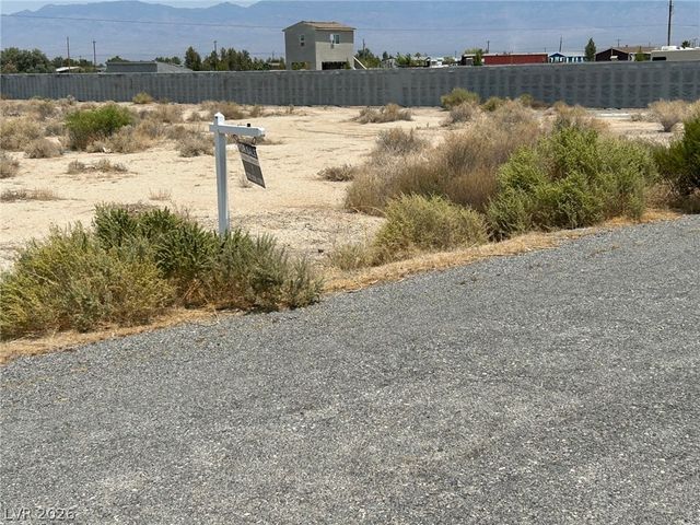 4320 Jasmine Street, Pahrump, NV 89048