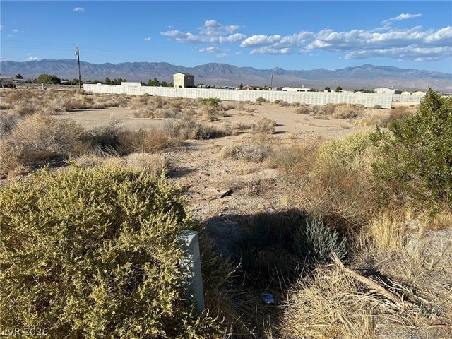 4320 Jasmine Street, Pahrump, NV 89048
