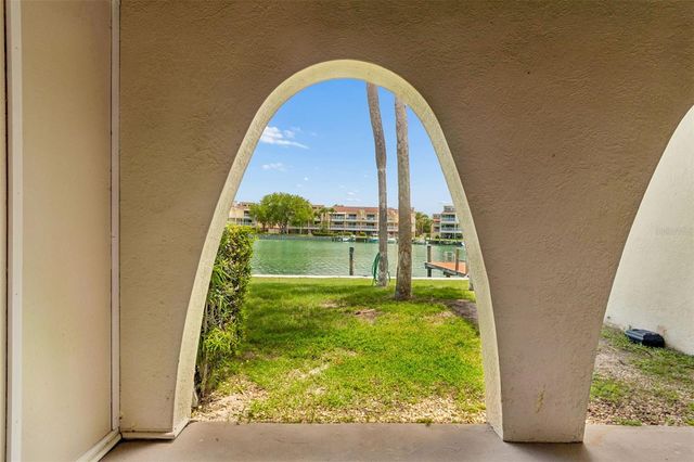 552 PLAZA SEVILLE COURT 97, Treasure Island, FL 33706