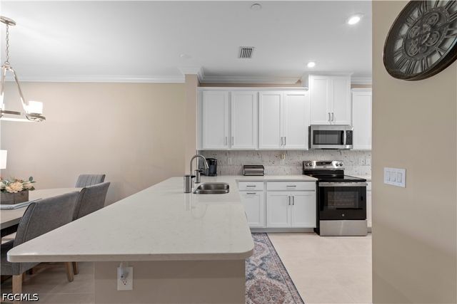 11790 Venetian Lagoon DR, Fort Myers, FL 33913