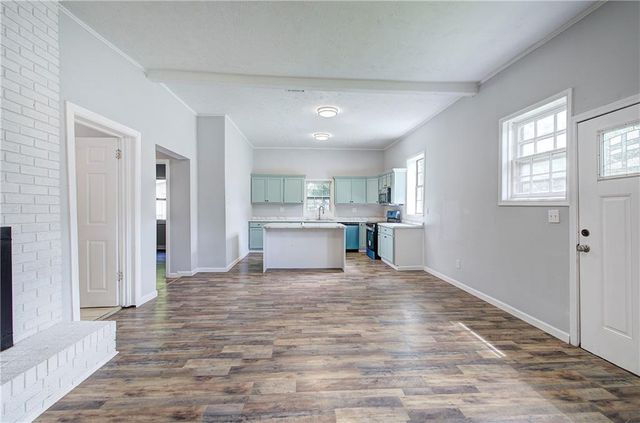 306 Cave Spring Street SW, Rome, GA 30161