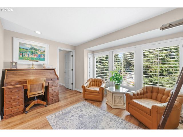 6517 ARTEMIS Ln, West Linn, OR 97068