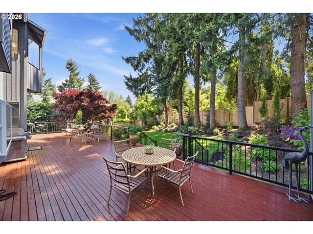 6517 ARTEMIS Ln, West Linn, OR 97068