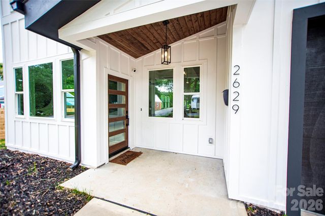 2629 Phillips Avenue, Charlotte, NC 28208