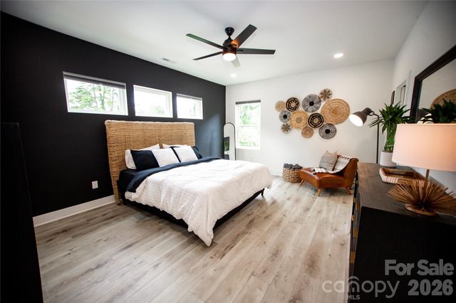 2629 Phillips Avenue, Charlotte, NC 28208