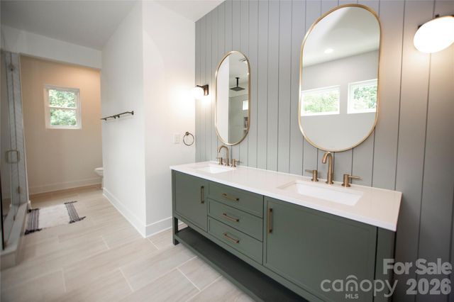 2629 Phillips Avenue, Charlotte, NC 28208