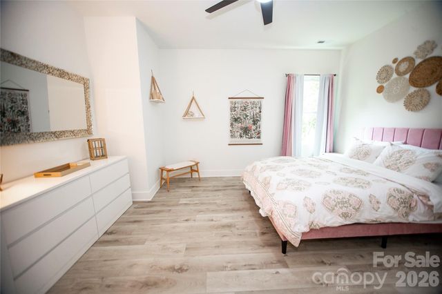 2629 Phillips Avenue, Charlotte, NC 28208