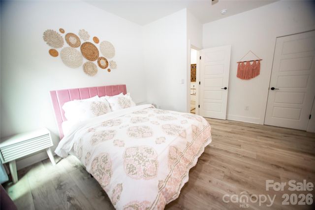 2629 Phillips Avenue, Charlotte, NC 28208
