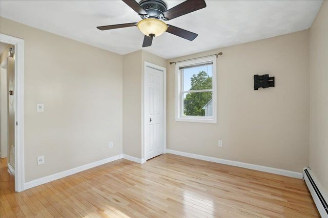 27 Lexington Avenue, Manchester, NH 03104
