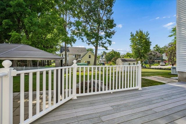 27 Lexington Avenue, Manchester, NH 03104