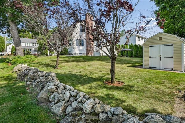 27 Lexington Avenue, Manchester, NH 03104