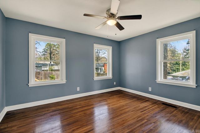 1110 Oakwood Drive, Benton, AR 72015