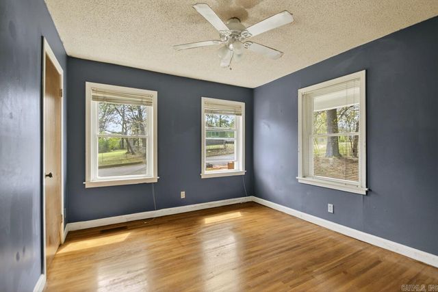 1110 Oakwood Drive, Benton, AR 72015