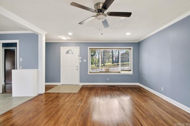 1110 Oakwood Drive, Benton, AR 72015