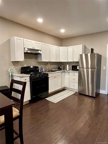 9 First Street A3, Warwick, NY 10990