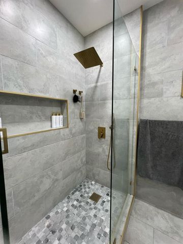2331 NW 96th Terrace 17H, Pembroke Pines, FL 33024