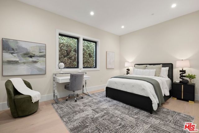 2929 Cardiff Avenue, Los Angeles, CA 90034