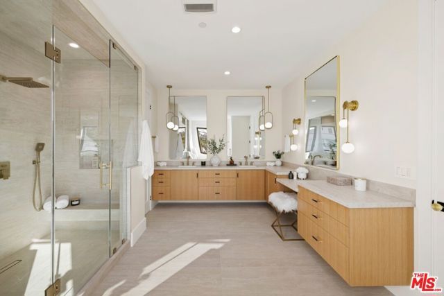 2929 Cardiff Avenue, Los Angeles, CA 90034