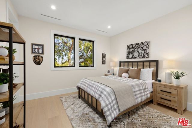 2929 Cardiff Avenue, Los Angeles, CA 90034