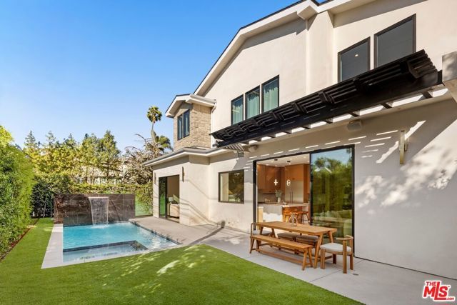 2929 Cardiff Avenue, Los Angeles, CA 90034