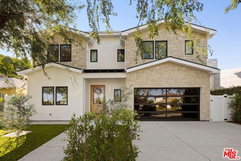 2929 Cardiff Avenue, Los Angeles, CA 90034