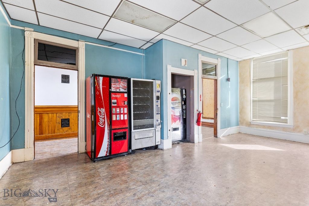 68 W Broadway Street W, Butte, MT 59701 photo 21