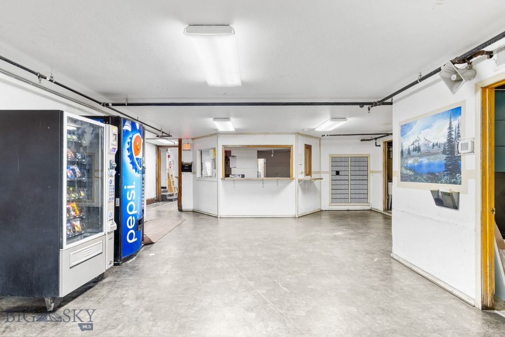 68 W Broadway Street W, Butte, MT 59701 photo 39