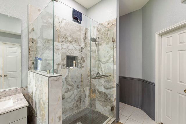 2315 Brisbane Drive, Arlington, TX 76018