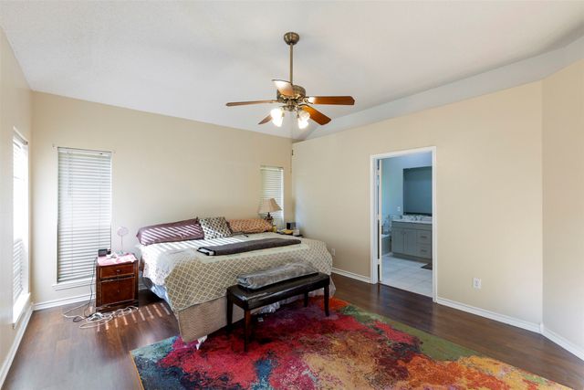 2315 Brisbane Drive, Arlington, TX 76018