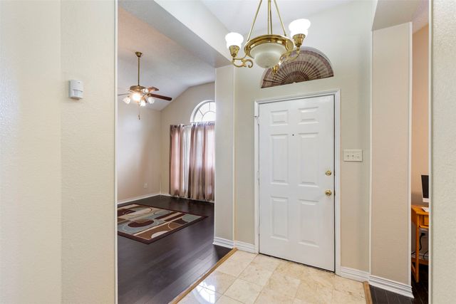 2315 Brisbane Drive, Arlington, TX 76018